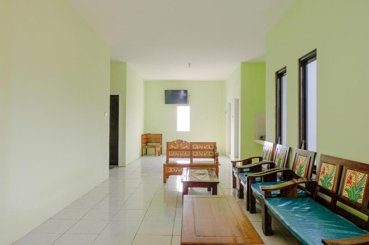 Spot On 2081 Sriwijaya Family Residence Lawang Ngoại thất bức ảnh