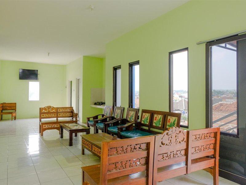 Spot On 2081 Sriwijaya Family Residence Lawang Ngoại thất bức ảnh