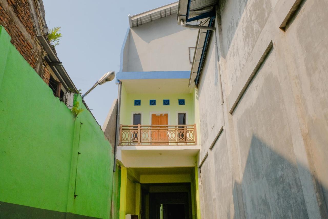 Spot On 2081 Sriwijaya Family Residence Lawang Ngoại thất bức ảnh