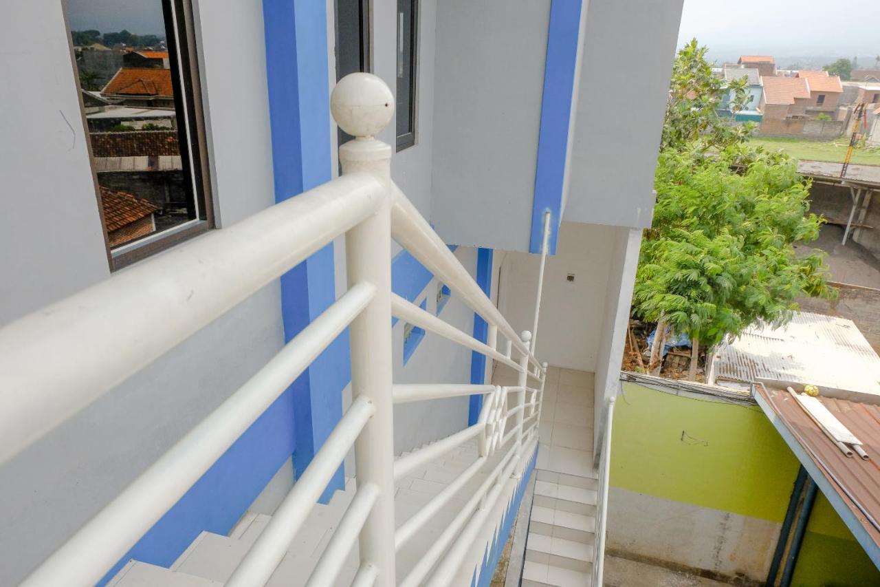 Spot On 2081 Sriwijaya Family Residence Lawang Ngoại thất bức ảnh
