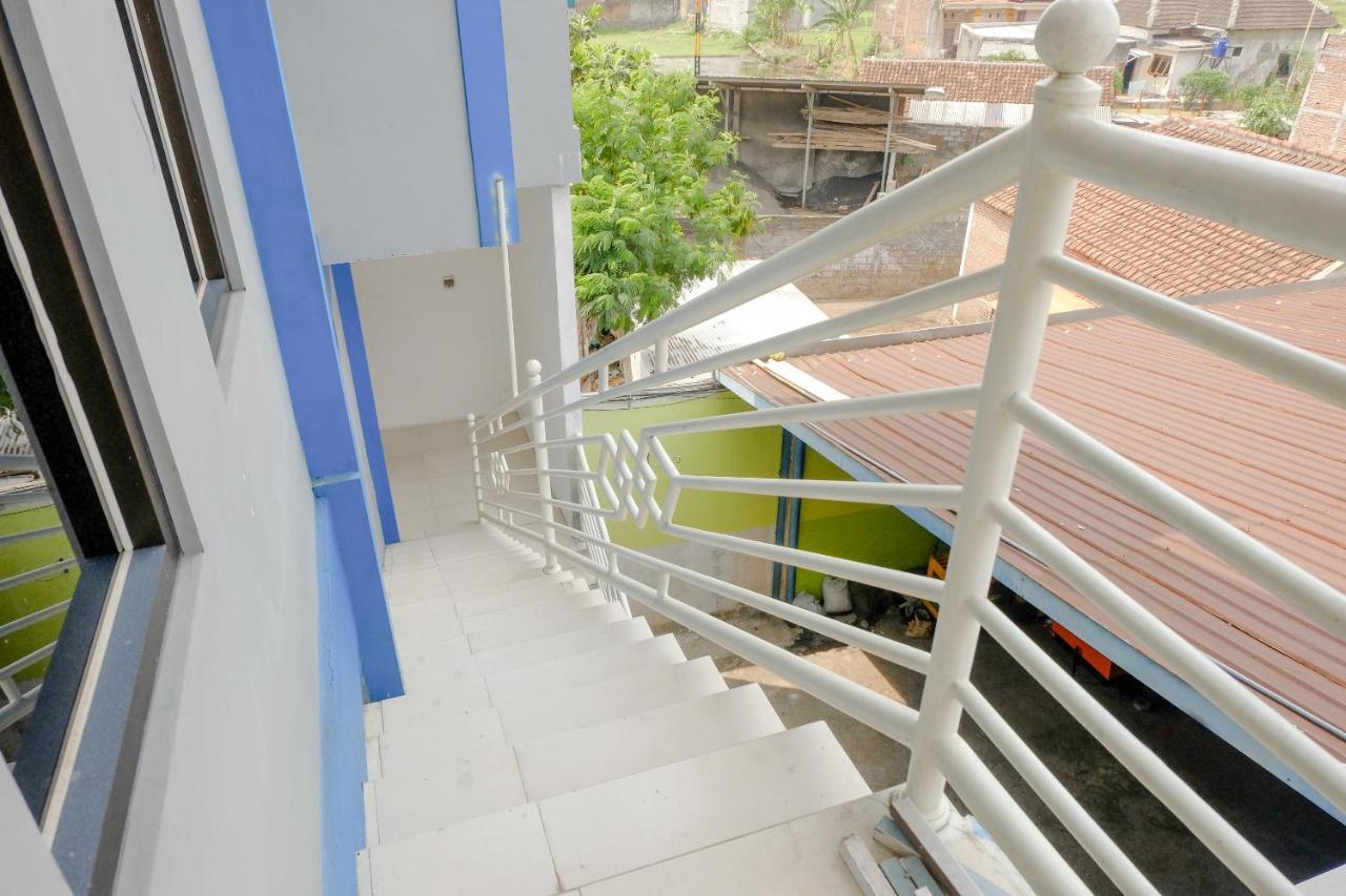 Spot On 2081 Sriwijaya Family Residence Lawang Ngoại thất bức ảnh